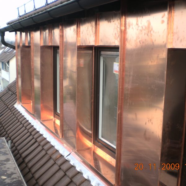 Dachgaub -Verkleidung-Kupfer-Spenglerarbeiten